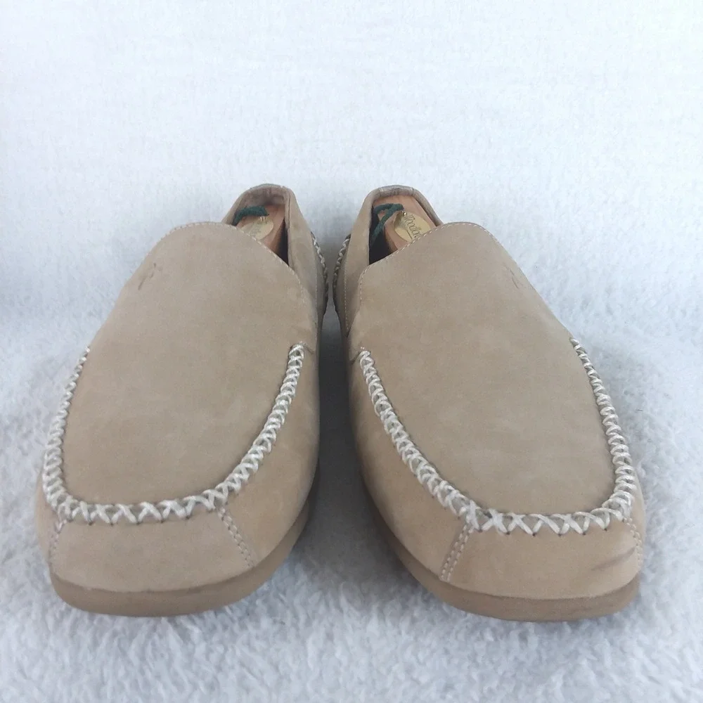 Margaritaville Venice Mens 10 Loafer Shoes Tan Suede Palm Tree Logo Boat Coastal